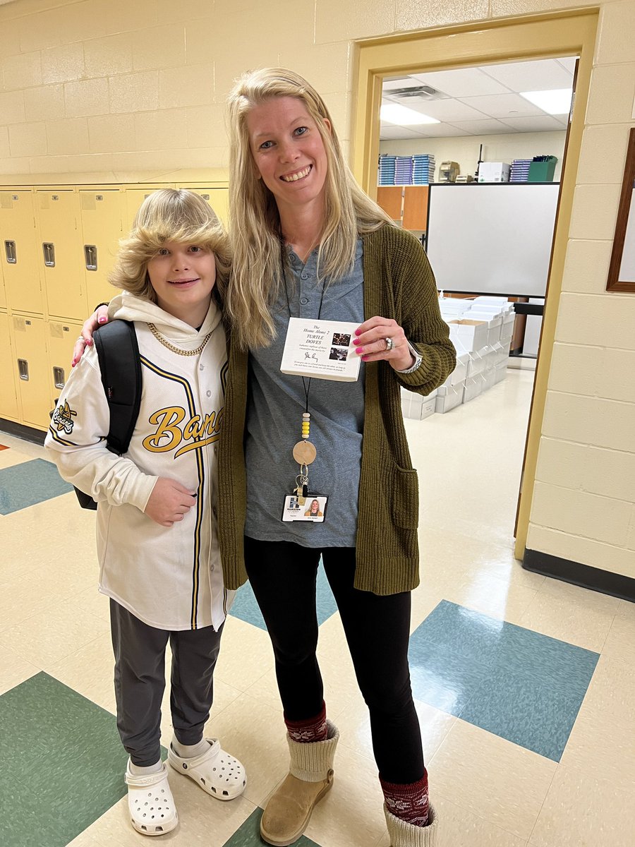 mrspruitt_'s tweet image. I heard the SWEETEST thing this morning! A student gave his teacher turtle doves from home alone 2!  “turtle doves are a symbol of friendship and love. Keep one and give the other to a very special person. As long as each of you has your turtle dove,you will be friends forever”