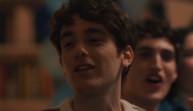 testatralenuvol's tweet photo. Martino Rametta amore della mamma quanto mi eri mancato 😔😔😔😔❤️‍🩹 #skamitalia6 https://t.co/zaSDltbREm