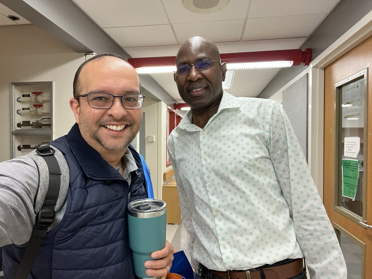 Today’s Selfie with Awesome @StJude @StJudeResearch People, David Perkins, helps us all by making sure our samples get delivered safely and at the correct shared resource (and at the right temperature). Always with a smile and great positive attitude. Thanks!