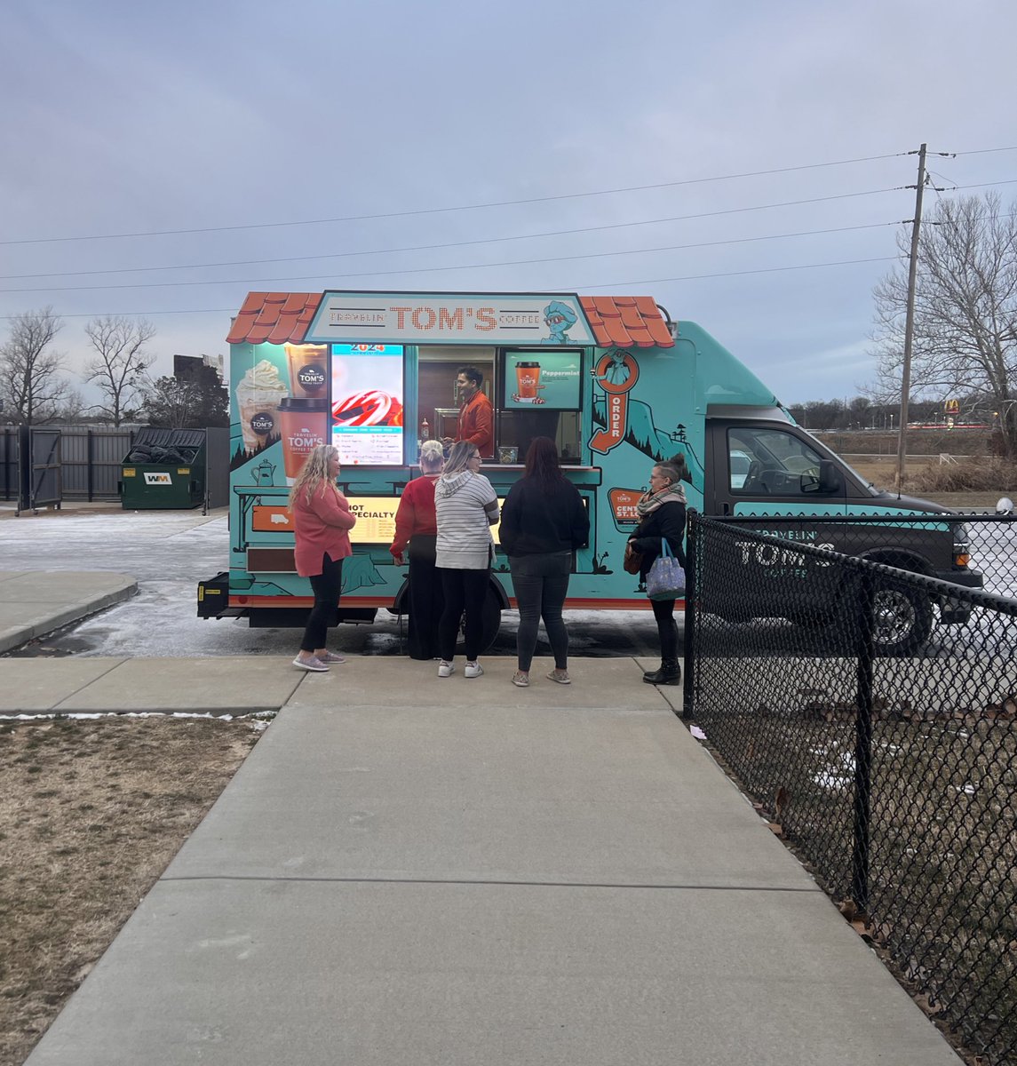 Hallie Cheney tweet media