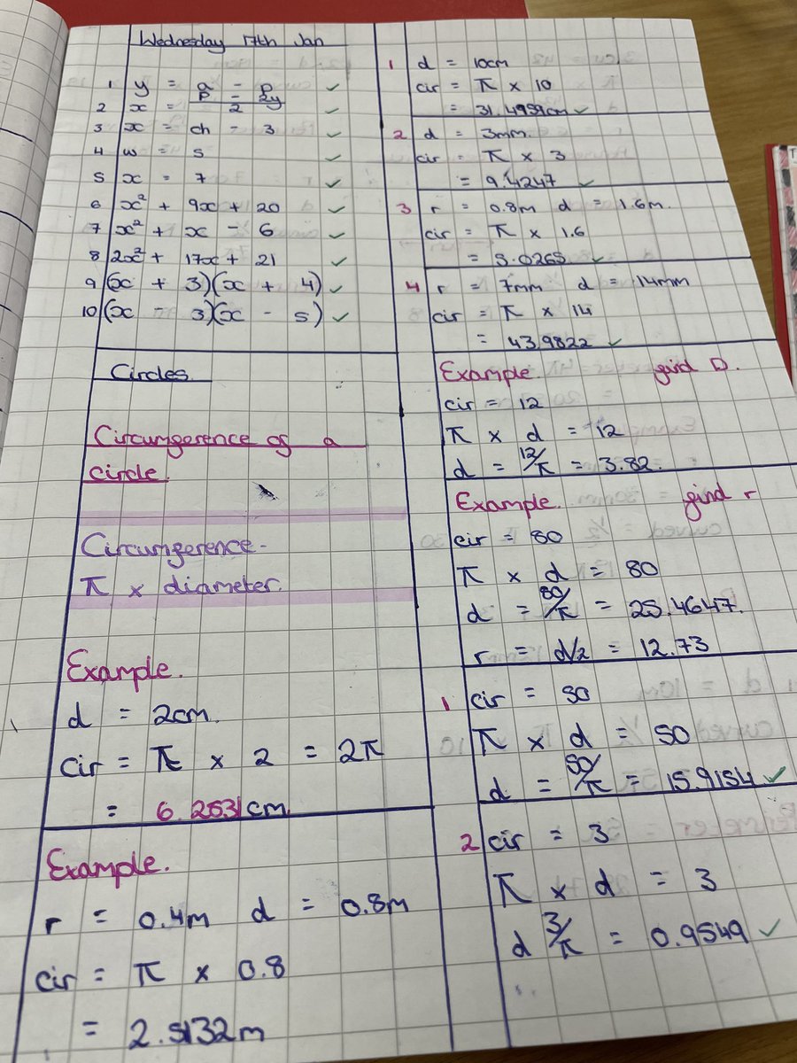 LiftBroadlands's tweet photo. Year 9 Maths 🧮 students recapping their knowledge on a circumference of a circle before moving into the length of an arc next lesson. 
✨Find your remarkable✨ https://t.co/fqtHK5hyzG