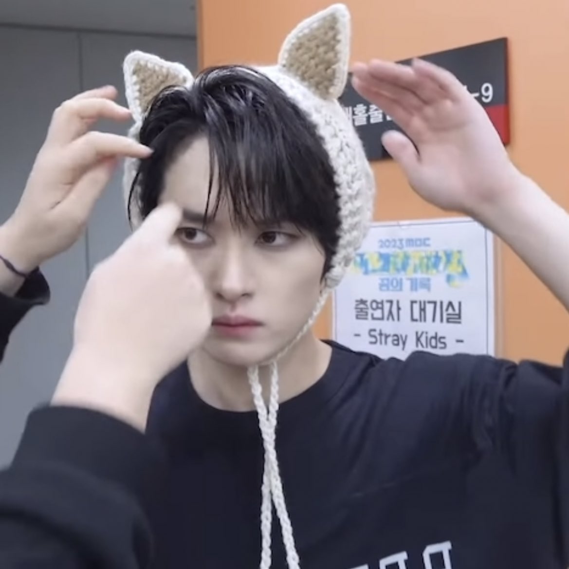 kentonobeco's tweet photo. vampire taking inspiration from your kitten. https://t.co/rEzAObbRv5