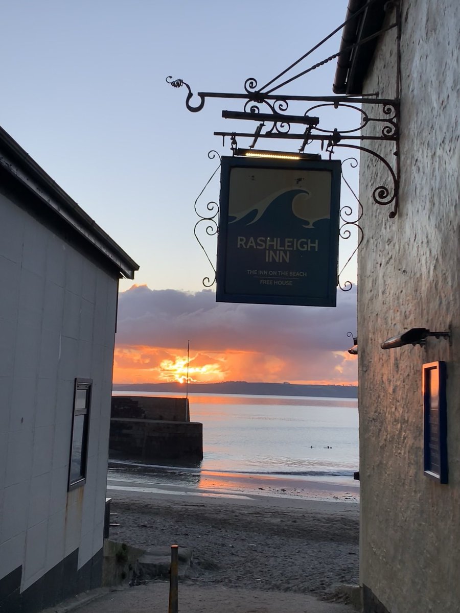 Too cold for me to go any further #Polkerris #Cornwall #sunset #justnow