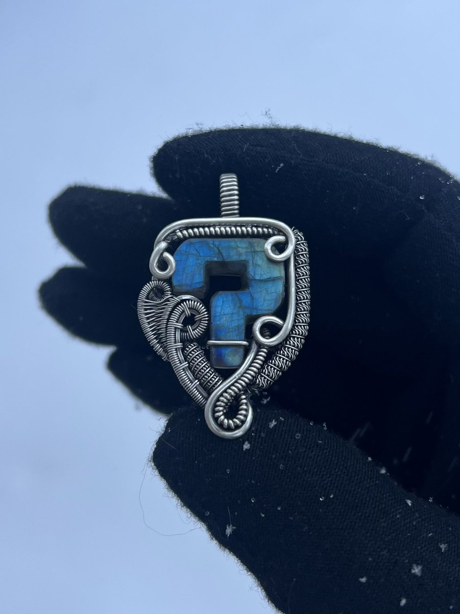 cosmic_coils's tweet photo. New tipper labradorite wrap up for grabs! ❓✨ https://t.co/lYas2SBur6