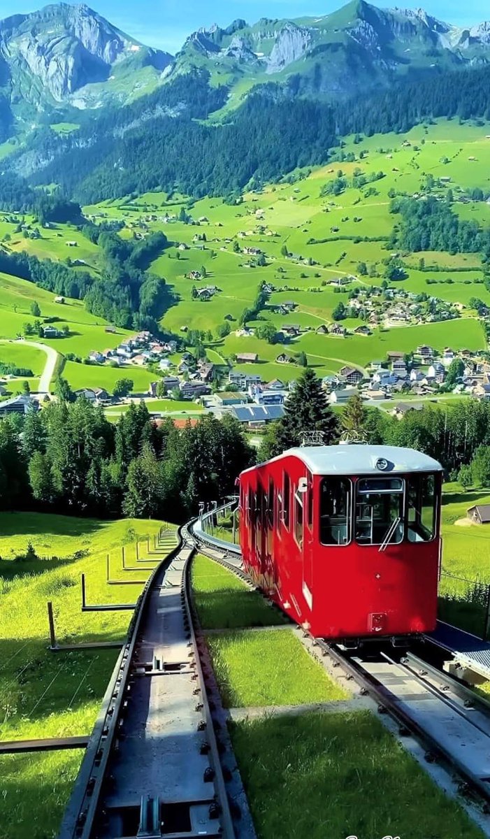 SeascapeNature's tweet photo. Switzerland https://t.co/GQBo1LxzD7