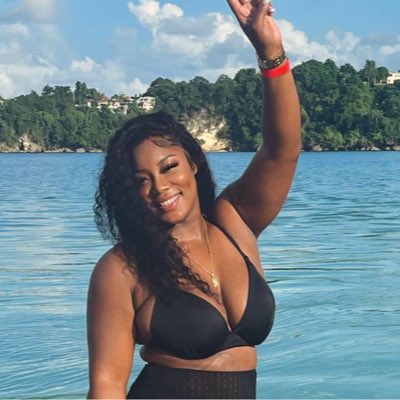 tipitin_'s tweet photo. #NewProfiePic #LoveIsland https://t.co/Rsf6lxB8yU