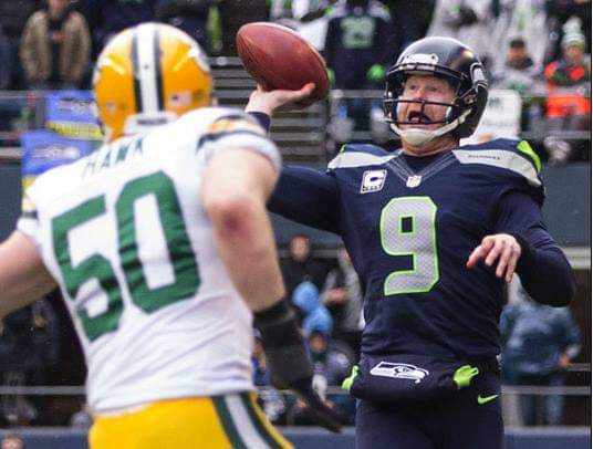 LADIDA83's tweet photo. 9 years ago today! Regina born
@JonRyan9 #SeattleSeahawks
NFL kicker #JonRyan throws for a touchdown.
Happy NFL TD throw Anniversary Jon!❤️ https://t.co/DjbrqSC34D
