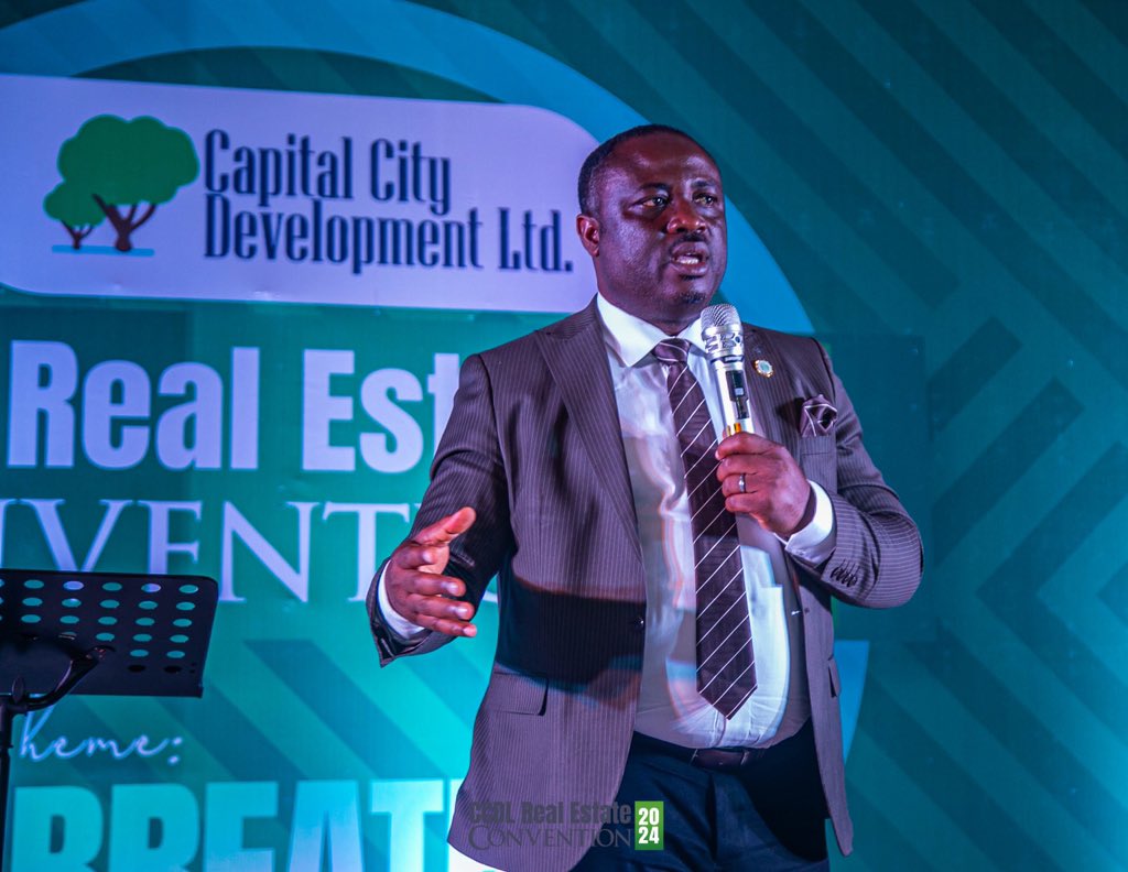 capcitydev's tweet image. Captivating moments at our real estate convention “Breathe”  as our MD/CEO Arc. Uche Kalu delivers a powerful message – 
a breath of fresh inspiration for our team and investors.

#RealEstateLeadership #Breathe