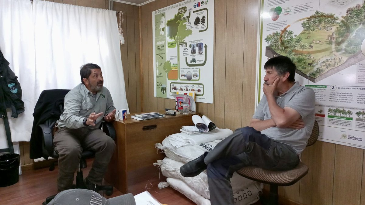 Profesionales de <a href="/INFOR_Patagonia/">INFOR PATAGONIA</a> en terreno en #CaletaTortel, #Cochrane y #VillaO'Higgins  
Instancias de trabajo del Programa #FNDR Silvícola Capitán Prat junto a productores/as de leña, artesanos y autoridades para conjuntamente fomentar el desarrollo forestal en #Aysén