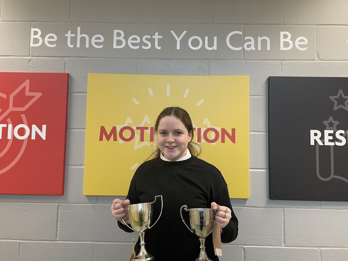 🖤Kinglass House🖤 tweet media