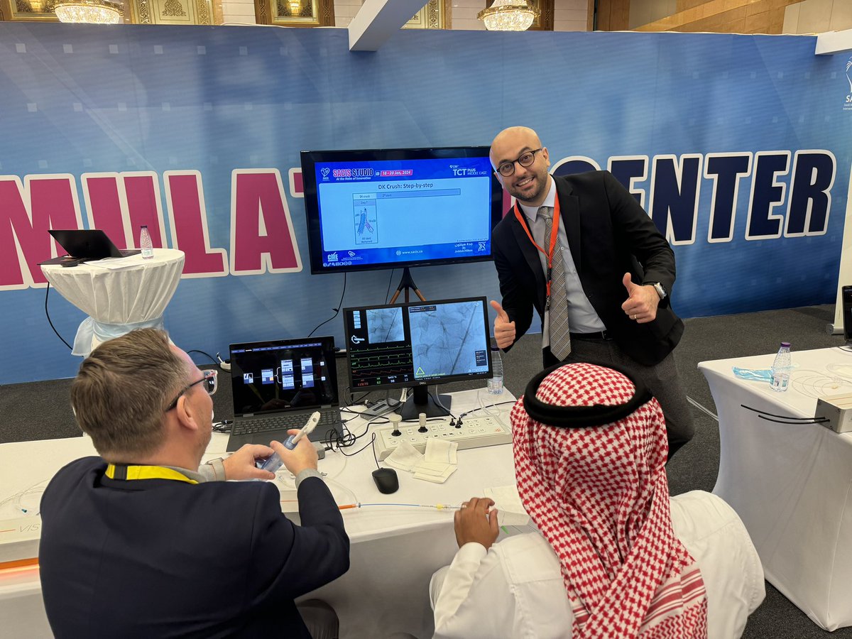 KardiologieHH's tweet image. Amazing efforts &amp;amp; big excitement #SimulationBasedTraining here in 🇸🇦 at #TCTMiddleEast #SACIS_Studio!

Great Day 1️⃣ with #Sim1Do1Teach1 with happy partcipants after #TSP and #DKC

@mirvatalasnag @AlkashkariWail