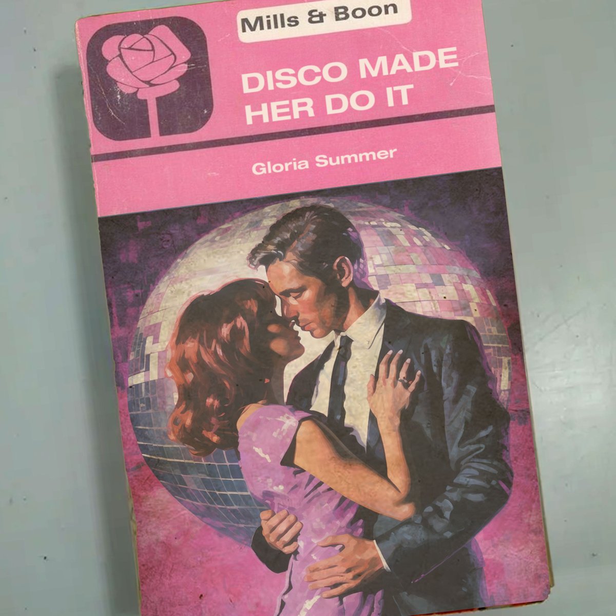 What would disco make you do?
Tickets are on sale now for our return to the beautiful @bushhallmusic with Lost In Disco on February 24th! Disco, funk, soul and the ultimate  in groovy classic dance music! 
skiddle.com/whats-on/Londo…
#lostindisco #funk #soul #vintage #studio54