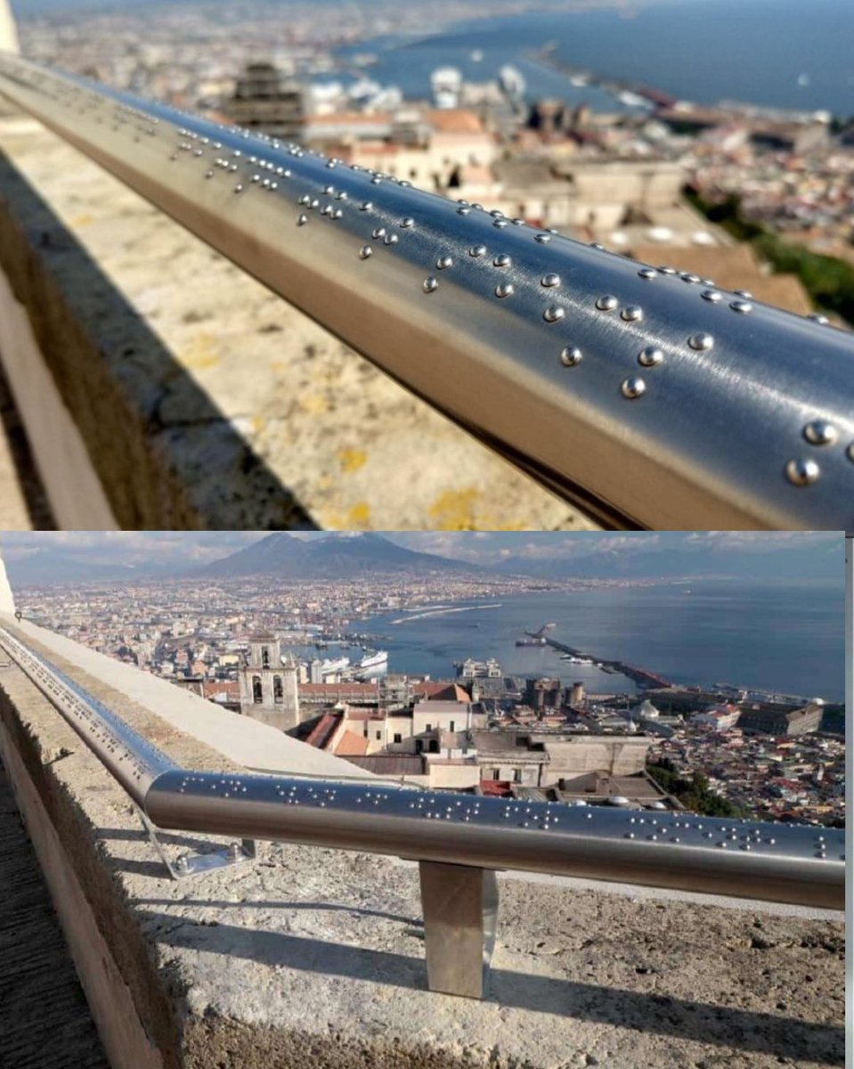 InformaCosmos's tweet photo. Esta baranda de un mirador de Nápoles describe la vista del lugar para personas ciegas en braille. https://t.co/LKJGIuMLgO
