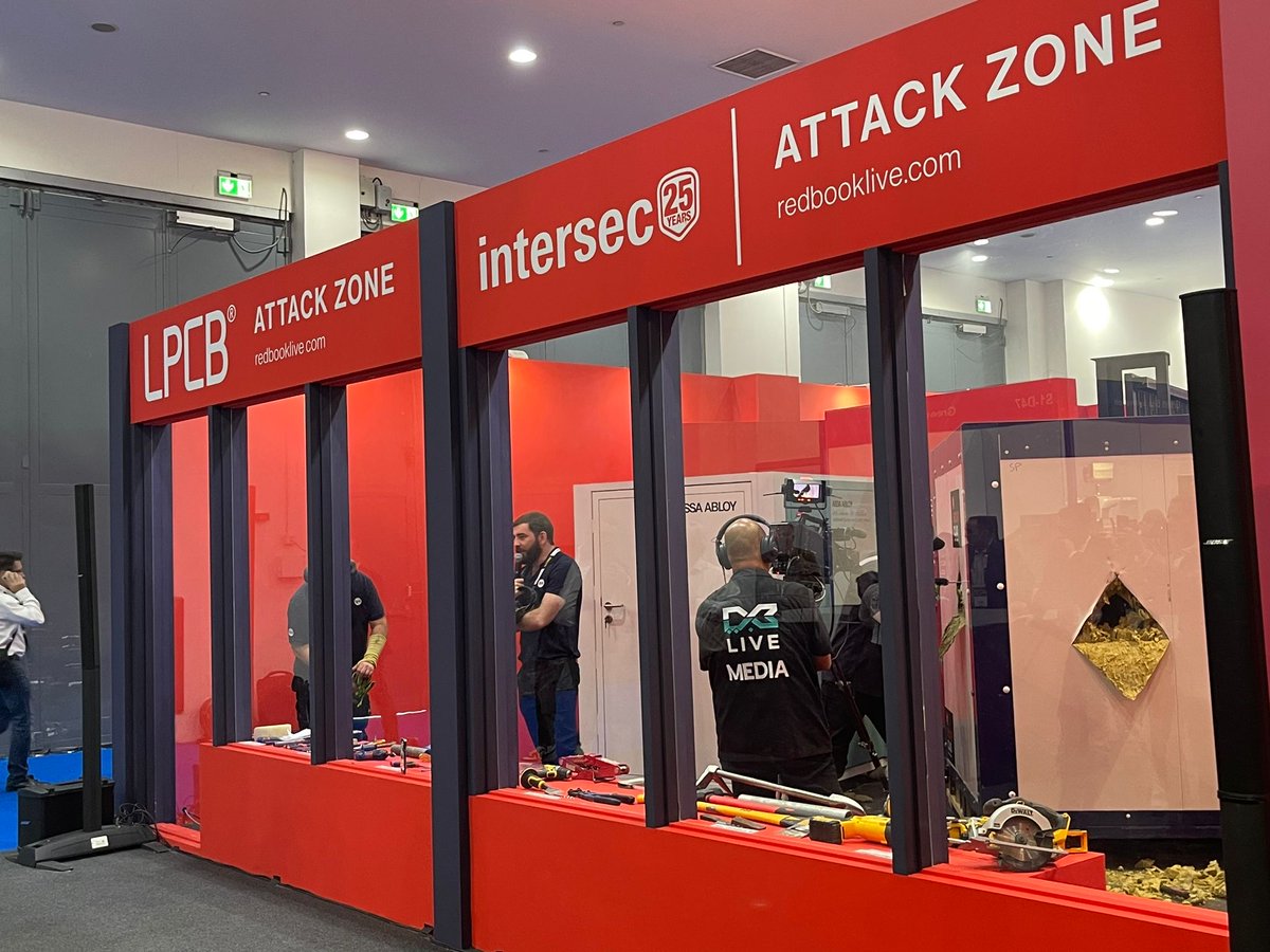 brelpcb's tweet image. Here are some moments from #IntersecExpo 2024. Let us how you found the event.

Find out more about #LPCB: bregroup.com/products/lpcb/.

Visit #RedBookLive: redbooklive.com.

#LPS #LPCBRedBook #firesafety #security #physicalsecurity #electronicsecurity #25YearsOflntersec
