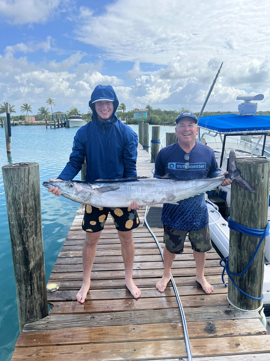 New YouTube video up!! Go check it out and drop a like. youtu.be/HlGVNZOvp4c?fe… 

#fishing #wahoo #deepsea #bigfish #saltwater #outdoors