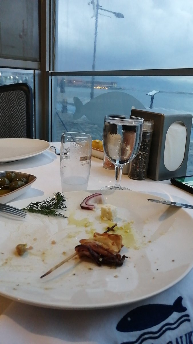 Hava mis rakı havası, hava kararır rakım ağarır.