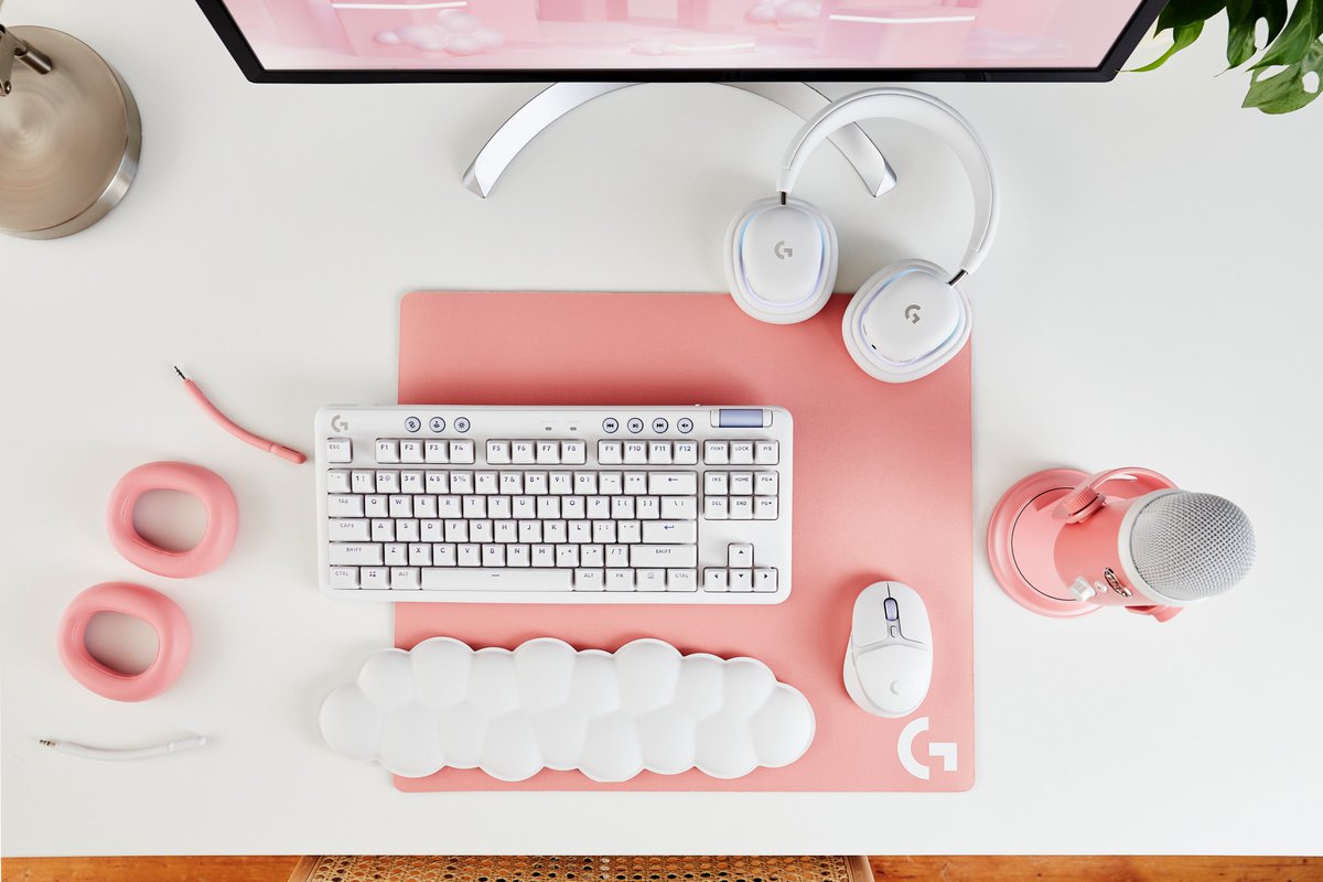 LogitechGBrasil's tweet image. Apreciem a beleza desse Setup! #AuroraCollection #PlayYourWay