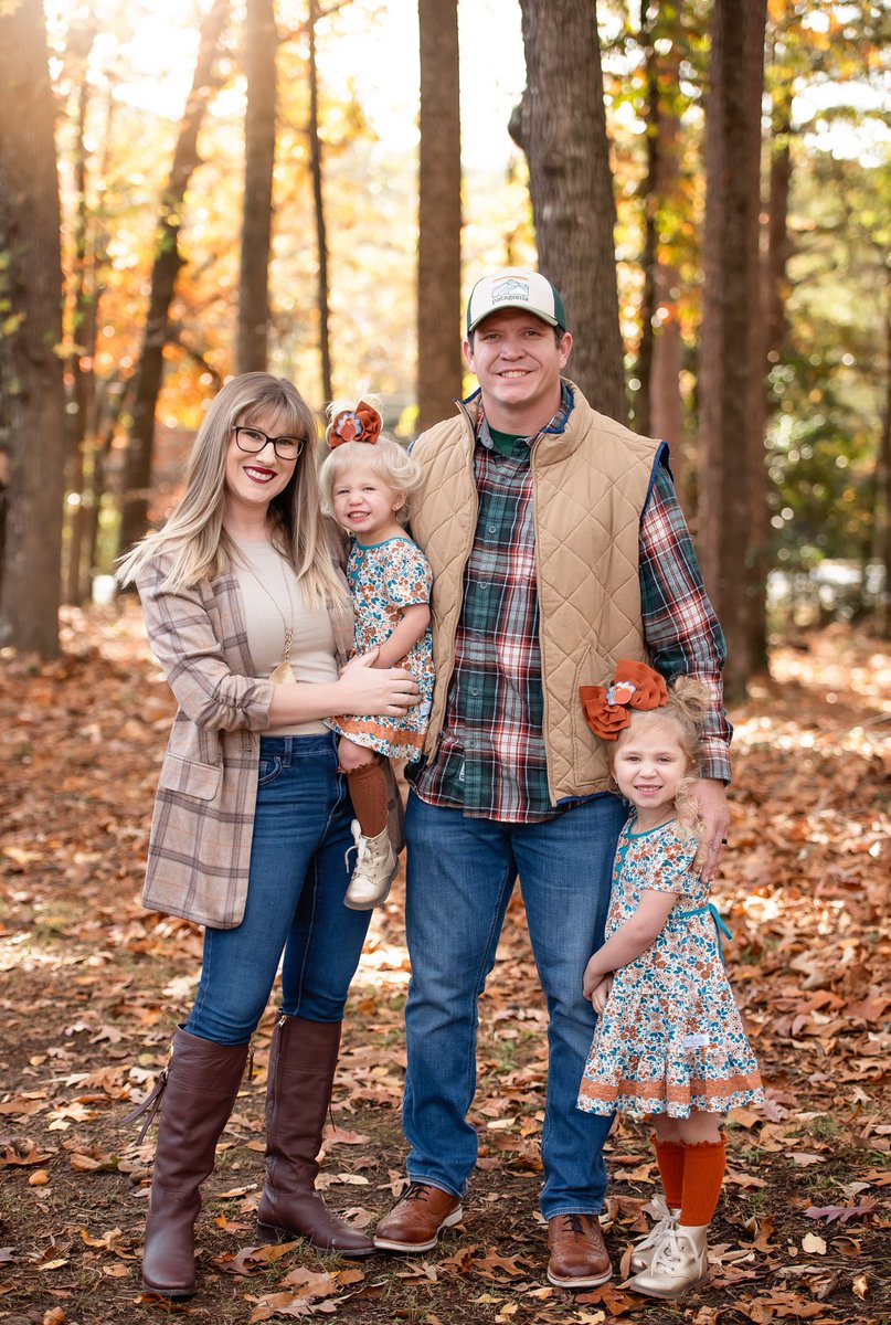 We’d like to introduce our new Defensive Coordinator/Director of S&C, @GrantMyers44 Coach Myers brings 14 yrs of experience, w/3 yrs as a Head Coach & 9 yrs as a DC. We’d also like to welcome his wife, Jena, & daughters, Hadleigh & Annistyn. Welcome to the #WarriorFam #EDGE