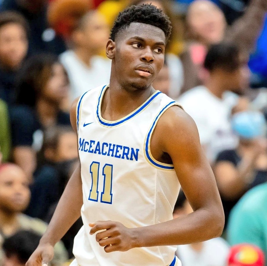 JD Palm, a former 2025 five-star prospect, is currently in surgery to have both kidneys removed due to FSGS, a rare genetic disease. Palm is desperately searching for a donor match to help get his basketball career (and health) on track.