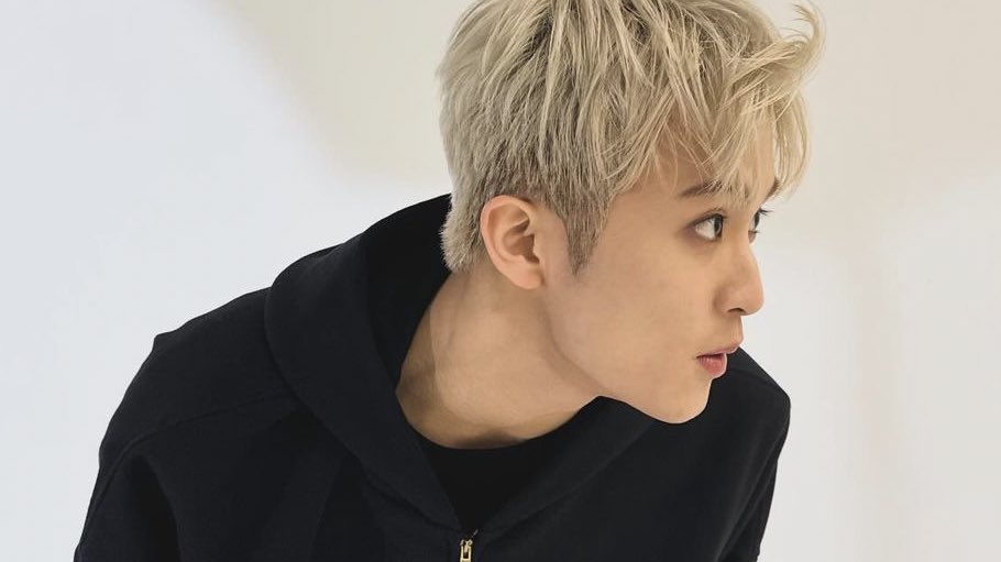 얘들아 … 너네는 마크가 보고싶을때 어떻게 햇어…?