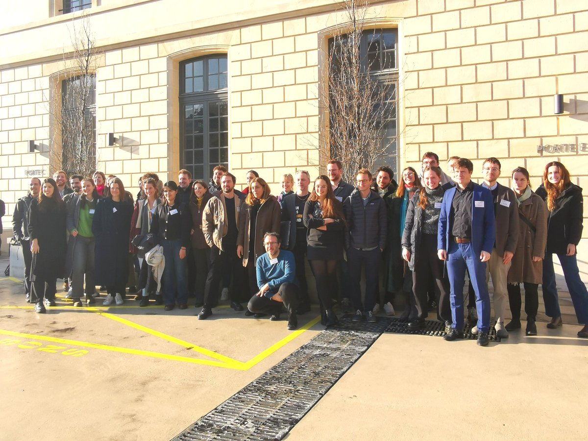 📸 30 early-career researchers pushing the frontiers of inequality and environmental research gathered in Paris today.

👏Thanks to all for this insightful "#Inequality &amp; the #Environment” symposium organized by @CRIS_SciencesPo @HarvarsMWC &amp; WIL!

▶️sciencespo.fr/osc/en/content…
1/3