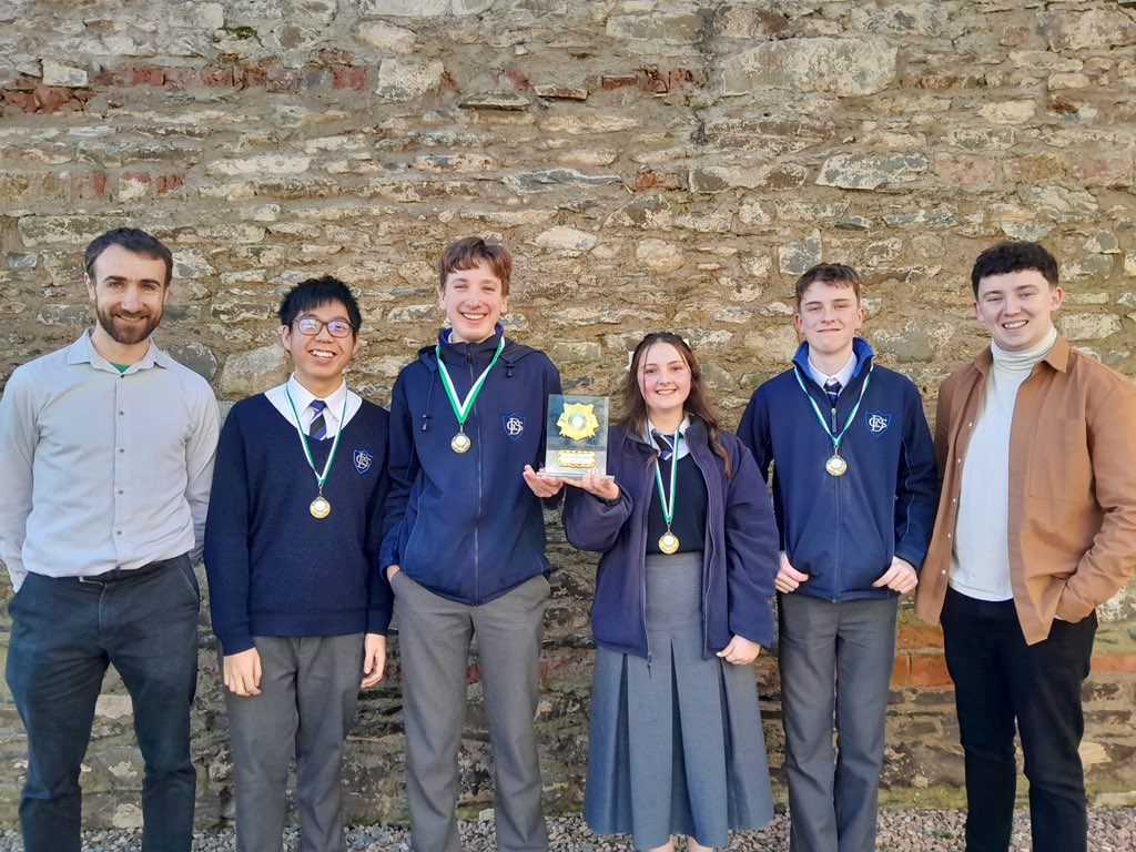 DGSdundalk's tweet photo. Congratulations to Nick Kuzmin, Mickey Chung, Eoin Larkin and Reyna Simpson on winning the North East regional IAMTA Junior problem Solver. They beat off competition from 20 teams to win by a substantial margin in the quiz, that was hosted in the Grammar. Well done guys! https://t.co/9uwpU5oIlP
