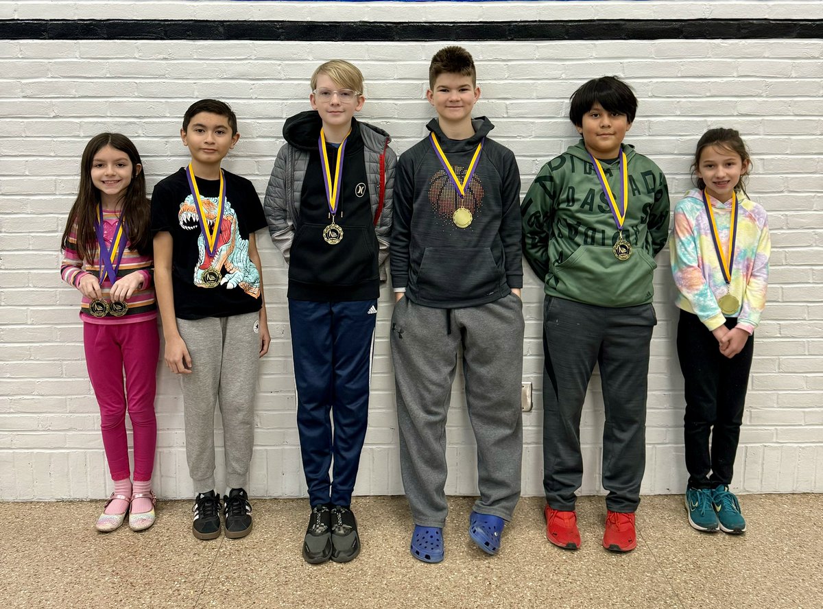Adena_Principal's tweet image. Today we recognized our Word Masters and Noetic winners. Some of these students tied in the district, state and even the NATION! 🤯

We are so proud of these students! 👏🏻