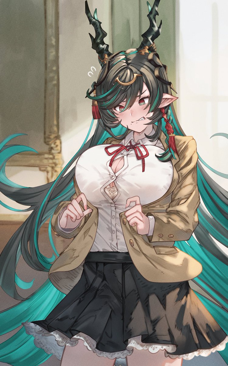 ayamachi3284's tweet photo. 制服十二神将⑩ハイラ
＃グラブル https://t.co/qeyfCDN8PN