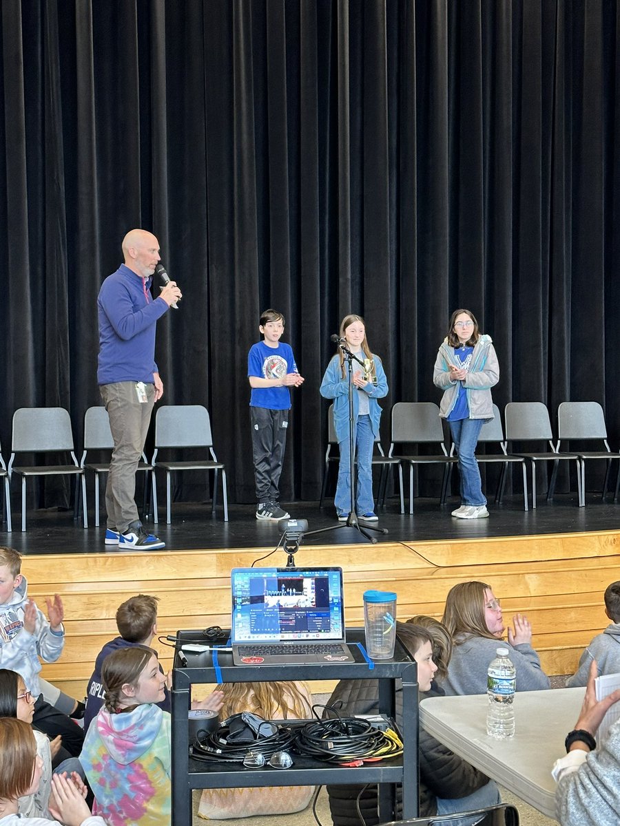 Moyer Elementary (@ftmoyeres) on Twitter photo It's official. We have a 2024 spelling Champion. Way to go Genevieve and runner-up Sandy. We are so proud of all our spelling contestants! <a href="/FTSchools/">Fort Thomas Schools</a> It's official. We have a 2024 spelling Champion. Way to go Genevieve and runner-up Sandy. We are so proud of all our spelling contestants! <a href="/FTSchools/">Fort Thomas Schools</a>