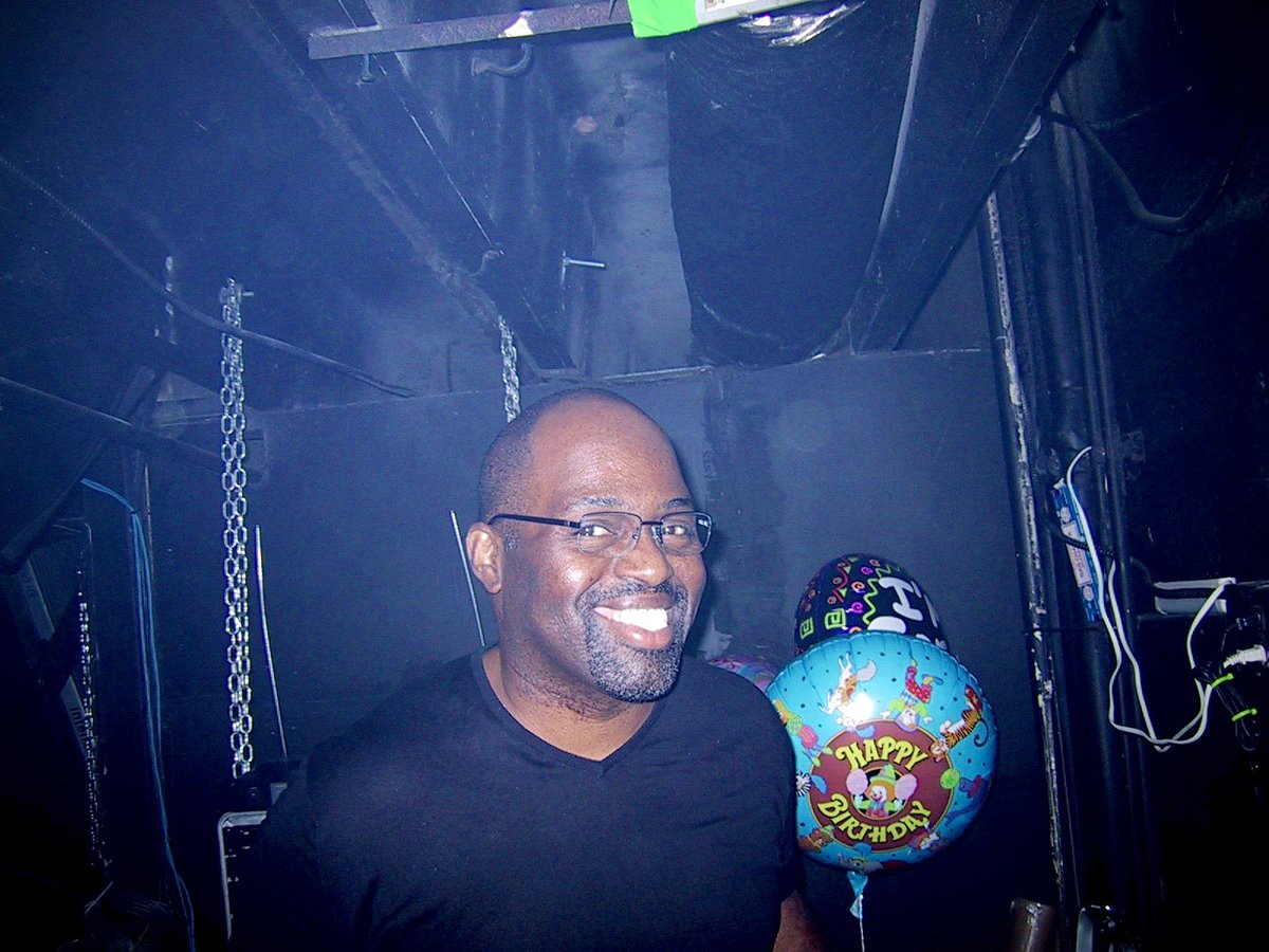 Born on this day, January 18, 1955. The Godfather of House music. ☮️❤️
#frankieknuckles #fkalways