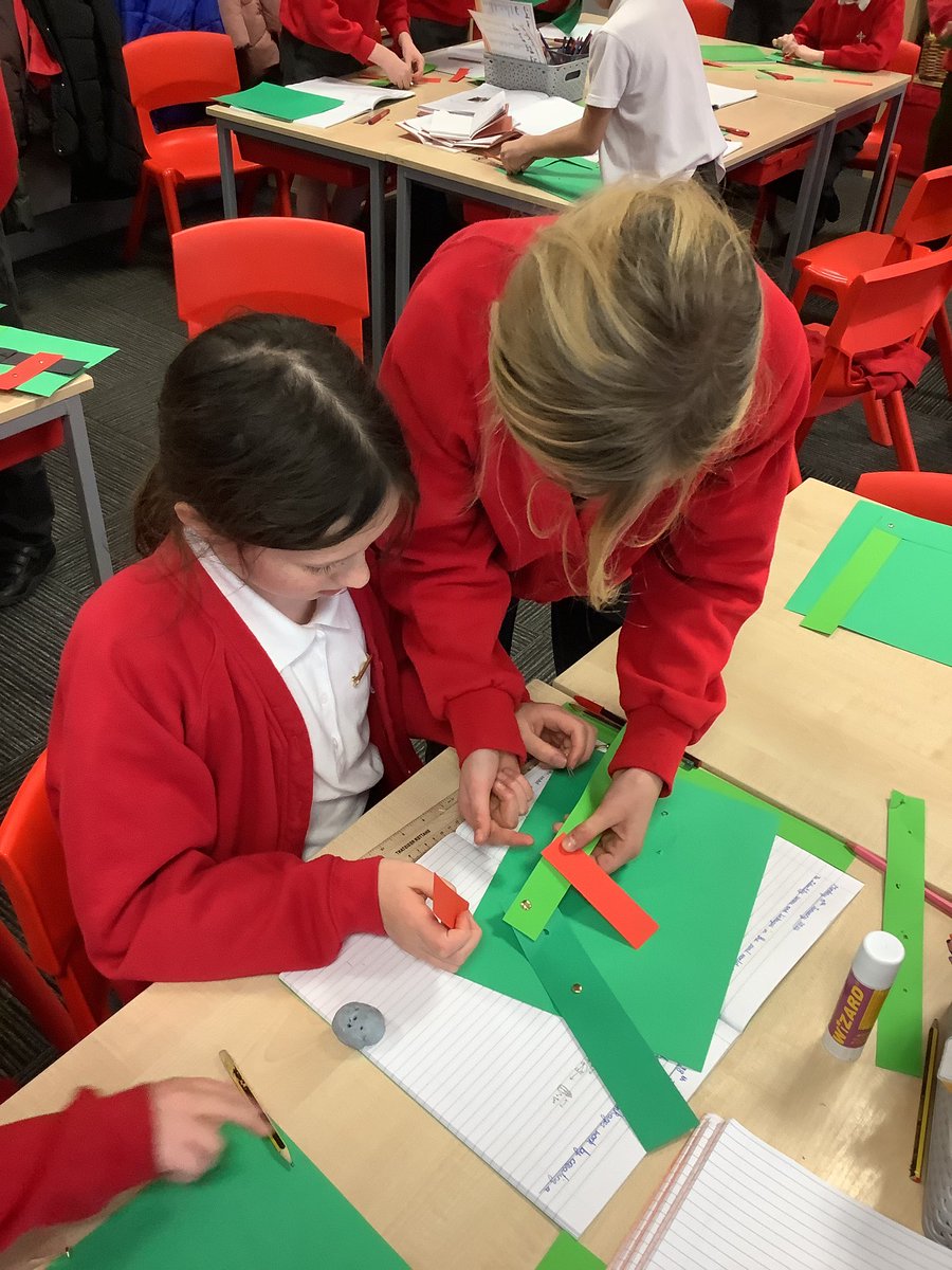 StPhilipsY4A's tweet photo. This afternooon, we enjoyed creating a prototype of a mechanism using levers and linkages. It was quite a challenge! Many of us demonstrated good fellowship by helping friends who needed support #teamstphilips @StPhilipCEAP https://t.co/AFwC8Q6cjc