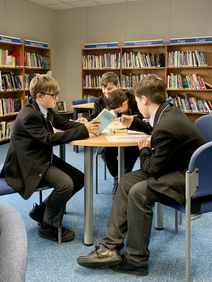 Warwickshire Secondary Book Award meetings took place today with students from both year 7 and year 8. . .lots of reading going on 📚👏🏻 #WSBA24 @WarwickshireSLS