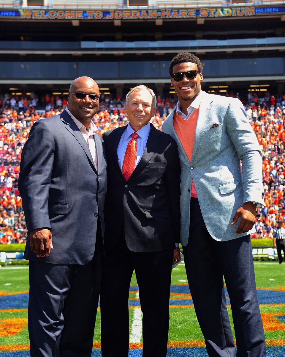AuburnFootball's tweet photo. Happy Birthday, 7๏ธโฃ๐
Join us in celebrating Pat Sullivan's legacy today! https://t.co/HOSKlatDm2