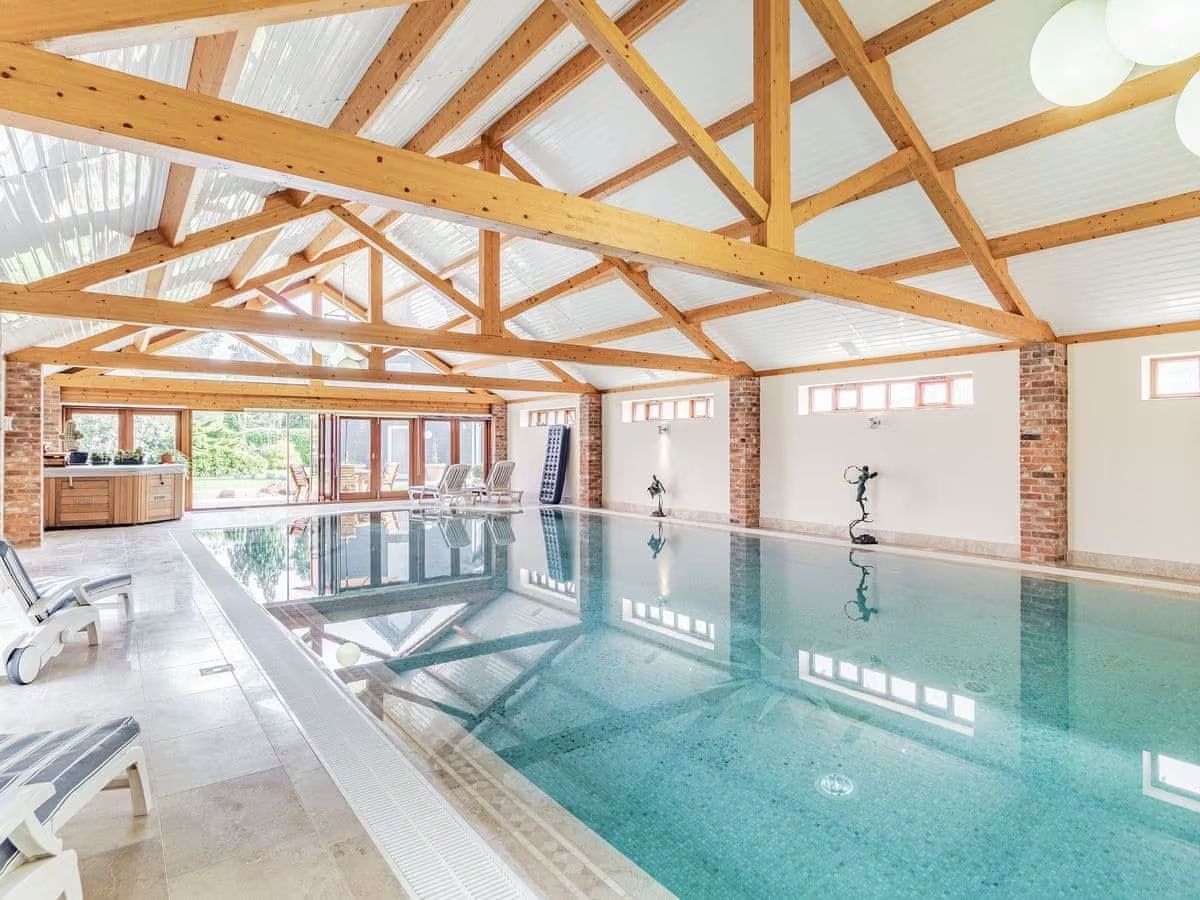 aroundaboutbrit's tweet photo. ๐ฟ ๐ก Nestled in the picturesque Norfolk countryside, Wash Farm Holidays invites you to a haven of peaceful surroundings and luxurious self-catering accommodation.
https://t.co/VXgWlnpYQ7
#CountrysideEscape #Holiday #Family #PetFriendly #SwimmingPool #Explore #Banham #Norfolk https://t.co/CQPkanDbuF