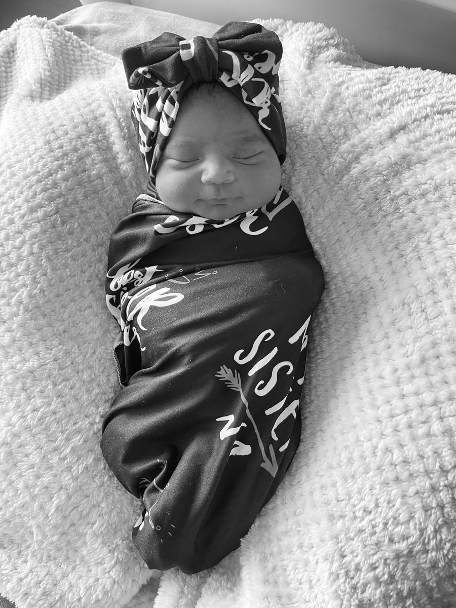 DfwMarie_'s tweet photo. My baby girl is here 😍 https://t.co/YwzlcB1PC6
