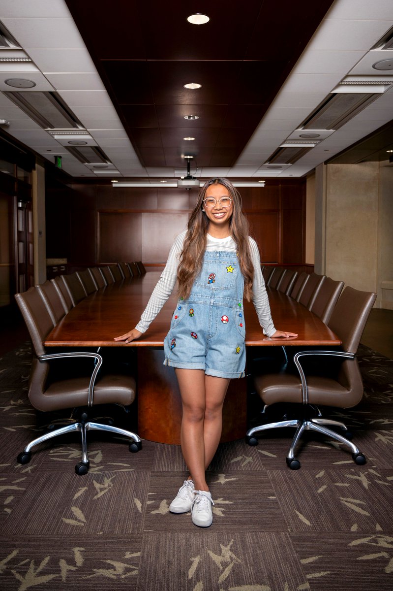 Devonne Busoy (BBA, information technology, supply chain mgmt, 2022) loves challenges, having participated in six competitions hosted by Boise State’s @VentureCollege_ and seven internships, including with NASA, Levi Strauss & Co. and @MicronTech. 📰: boi.st/48BeptL