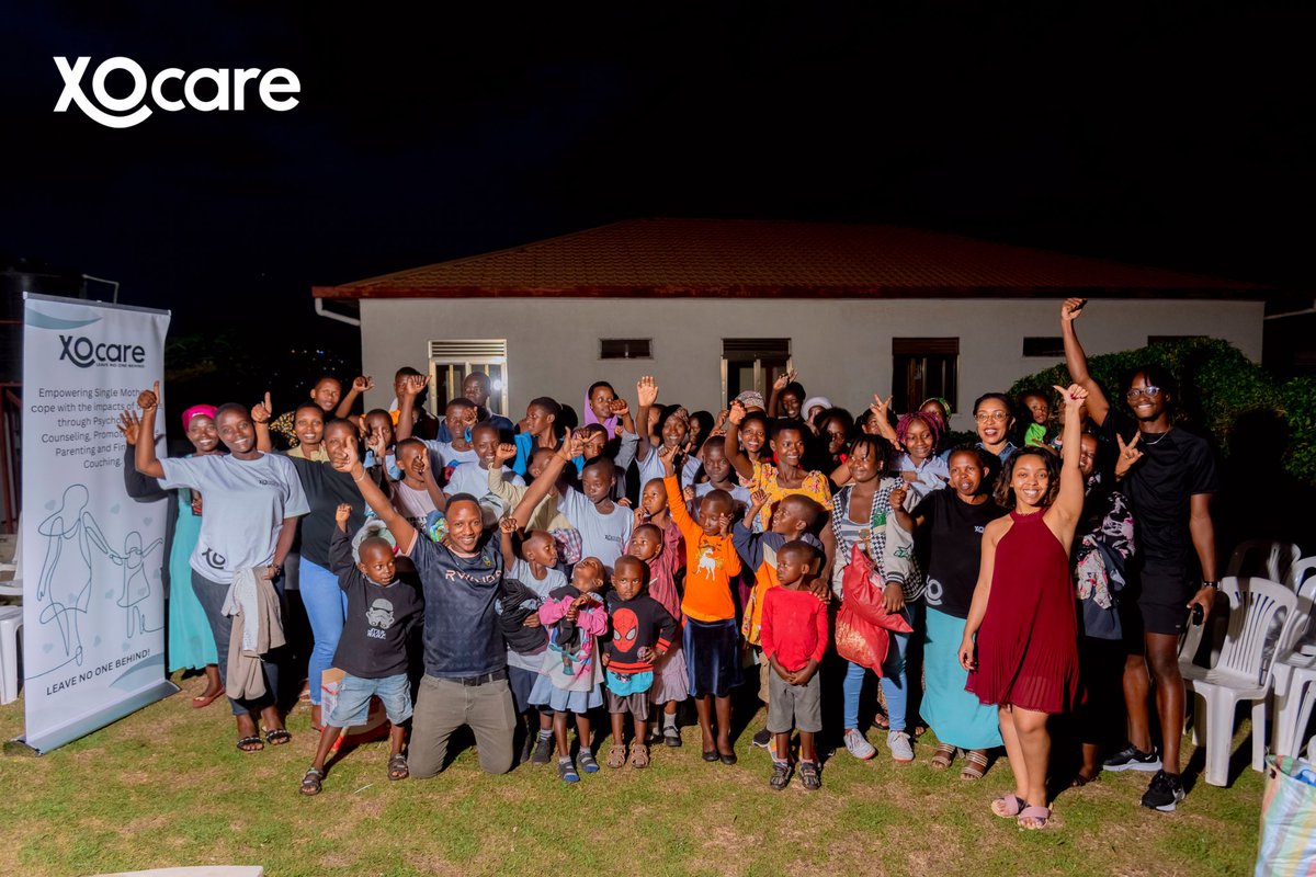 xocareorg's tweet photo. A little #TBT when XOcare family celebrated Christmas with beneficiaries (single mothers and their children).

1/2 https://t.co/qzzpJOpPB0