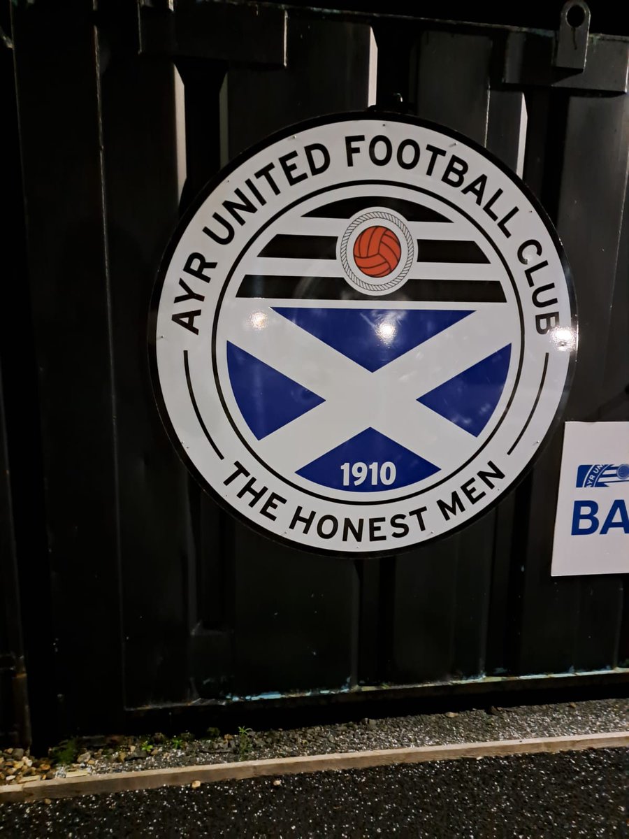 ScottT1910's tweet photo. Working in partnership with Ayr United we had our first Ayr North Family night at the Somerset Park Hub. A great night was had by all. 🙂 @CLD_SAC @AyrUnitedFC @AyrUtdAcademy @WallacetownH @scotgov #PartnershipWorking  #ThrivingCommunities https://t.co/tWiQtUcXHV