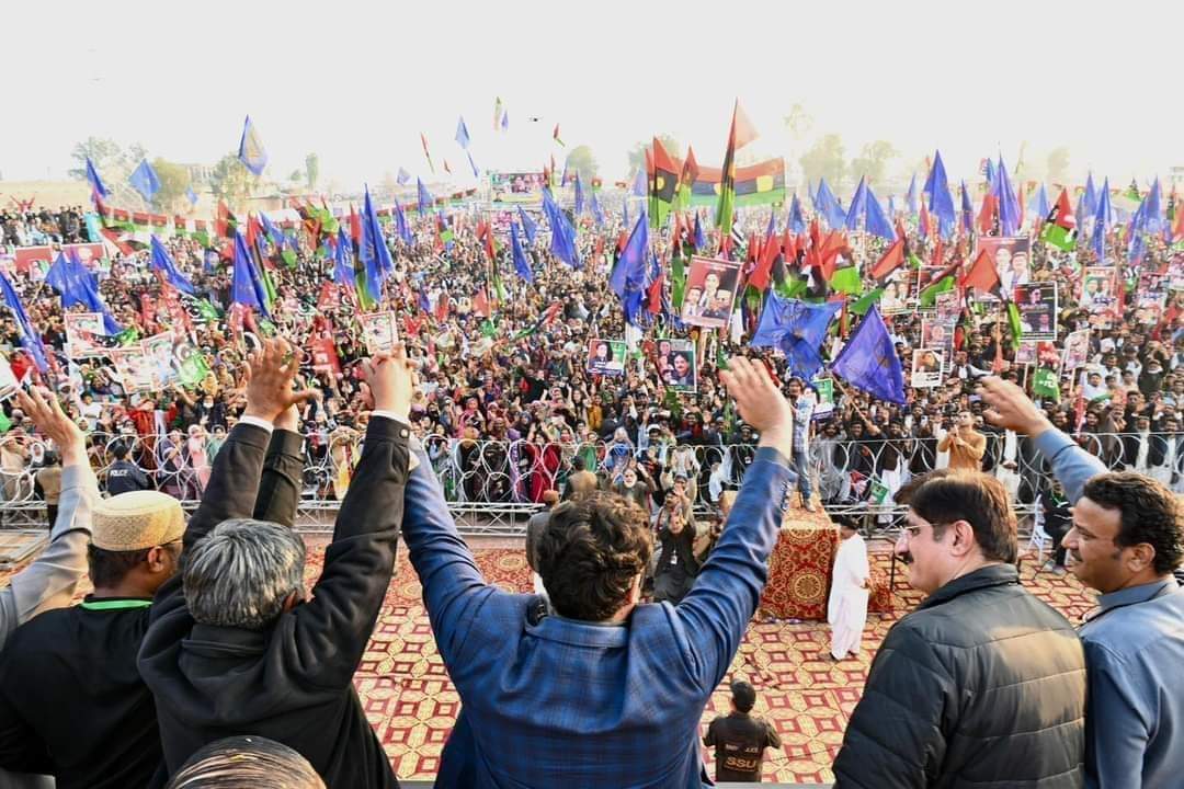 RajperAtifPYO's tweet photo. نوشھرو فيروز جي اڳواڻن ورڪرن ۽ جيالن کي ڪامياب جلسو ڪرڻ جون لک لک مبارڪون
#naushahroferozewithbilawal #PresidentPppDisttNf #SmtPppDisttNf #NaushahroFeroze #چنو_نئی_سوچ_کو https://t.co/ur6VcWl32d