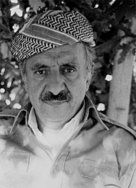 DengaAzadi's tweet photo. - ☀️ FAIT DIVERS | Suisse 🇨🇭 

Une pétition a été lancée pour demander au Conseil fédéral suisse 🇨🇭 de condamner l'assassinat du Dr. Ghassemlou à Vienne et de désigner la Garde Révolutionnaire d'Iran 🇮🇷 comme organisation terroriste.

QUI EST LE DR GHASSEMLOU ? 

Pétition et + ⬇️ https://t.co/6flbrWCtNM