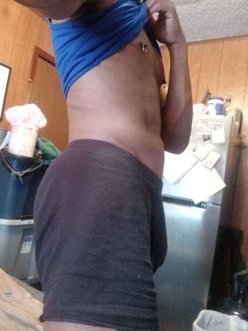 Been walking to work these past few weeks, yeah my Legs &amp; Feet hurt but my Waist &amp; Ass look Amazing!