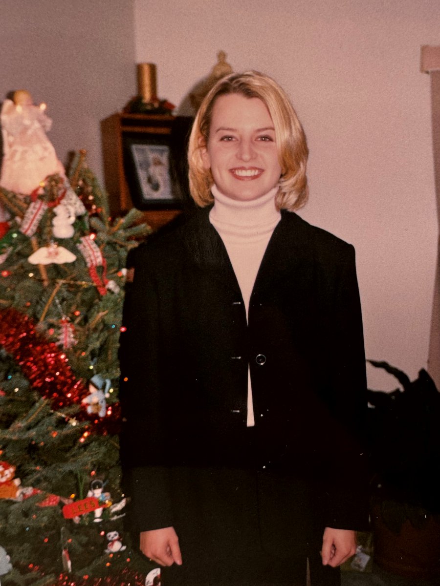 Lori Lees Fisher tweet media