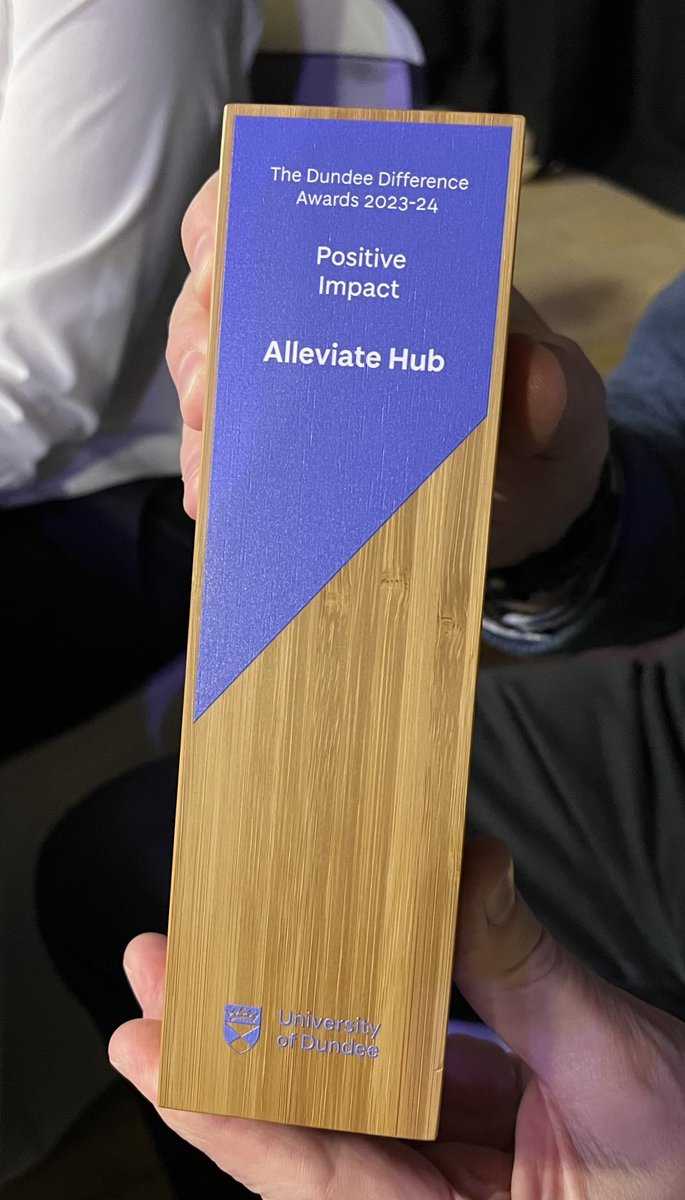 Fantastic to be able to celebrate with the ⁦@Alleviate_Data⁩ team with our 'Positive Impact' award. Great collaboration with ⁦@Dataonamission⁩ and ⁦@DundeeCPRG⁩. Couldn't have done it without our amazing #PPIE members. ⁦@HDR_UK⁩