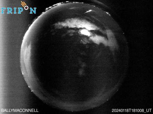 Ashley James King (@ashleyjking85) on Twitter photo Another gorgeous #fireball seen over the UK at 6.10 pm this evening!
Lots of nice videos out there & here it is caught on a <a href="/SCAMP_Meteors/">SCAMP - a component of the FRIPON network</a> camera in N. Ireland <a href="/UK_Fireball/">UK Fireball Alliance</a> Another gorgeous #fireball seen over the UK at 6.10 pm this evening!
Lots of nice videos out there & here it is caught on a <a href="/SCAMP_Meteors/">SCAMP - a component of the FRIPON network</a> camera in N. Ireland <a href="/UK_Fireball/">UK Fireball Alliance</a>