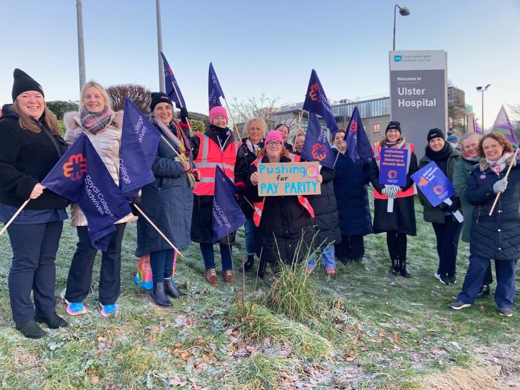 More from the Ulster Hospital picket line today #payparity #deliveradecentdeal @RcmNi @MidwivesRCM @BossGSD @KarengrayB @HannahMcCauley1 @mckevitt_sarah