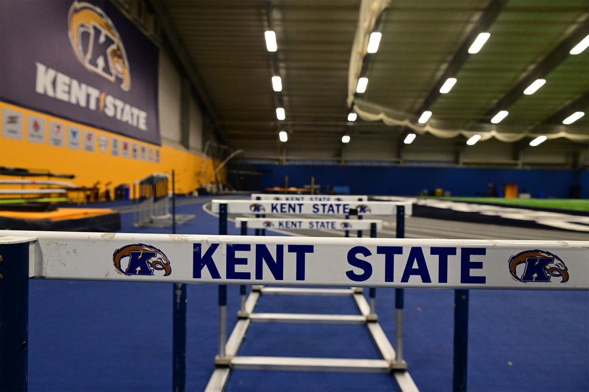 KentStTrackXC's tweet photo. Back at the Kent State Field House tomorrow for the annual Akron Dual! Field events begin at 3:30pm and a special ceremony to celebrate our newly-installed Mondotrack will be held at 3:45pm.

📰 https://t.co/lBPWWdZOyP

#GoFlashes⚡️ https://t.co/kqNVaMmgJ1