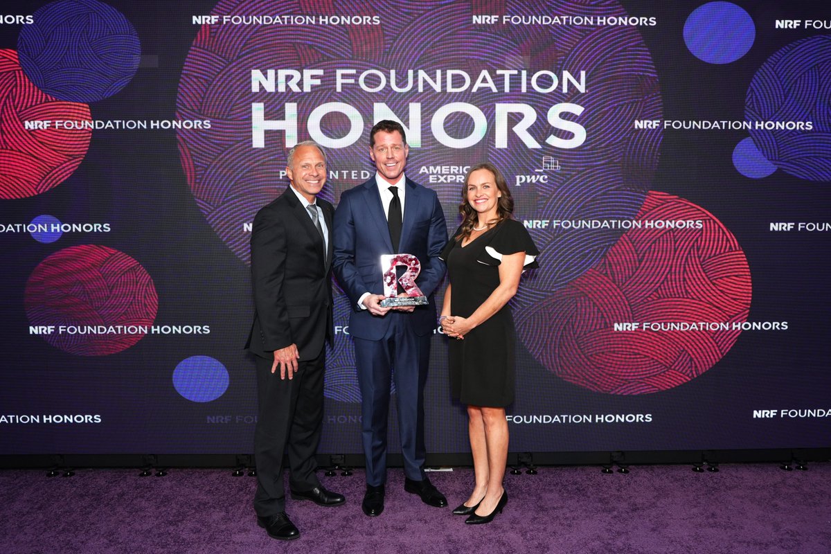 Congratulations @DublinSchools for receiving the @NRFFoundation Rise Up Partner of Year Award. Your focus on student success is why you deserve our industry’s highest honor. ocrm.net/ohio-council-o… @lorimesi1, @GoughOhio, @LtGovHusted @drjcm, @DublinOhio