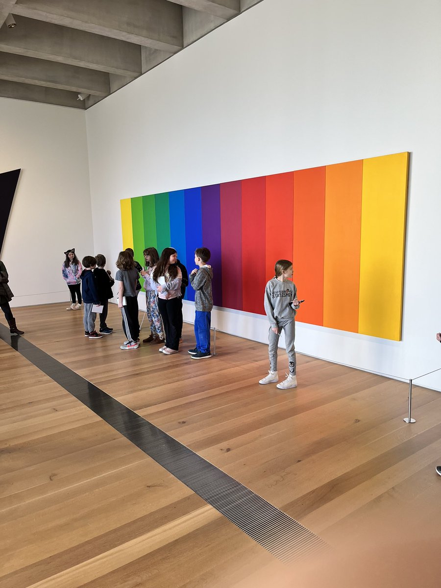 Ellsworth Kelly is good but Ellsworth Kelly with a histogram of kids standing in front of their favorite color is better
