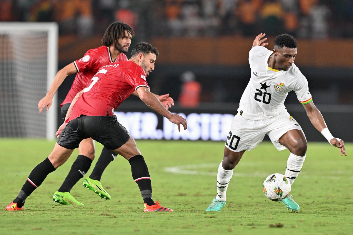 Footballtweet's tweet photo. Mohammed Kudus. You are 𝗧𝗛𝗘 star! 🇬🇭💫 https://t.co/WnmtOc8yqu