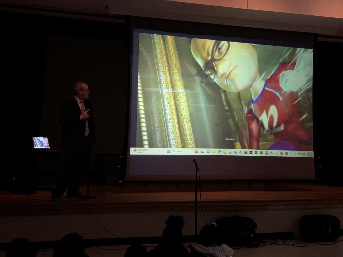 DiggsLatham's tweet photo. Thanks for visiting Mr. @brianslocumwxii, meteorologist, with @wxiiweather @WXII . Our 2nd and 5th graders had a great time learning more about weather from you. #WSFCS #WSFCSScience https://t.co/Yb6eWW38NI